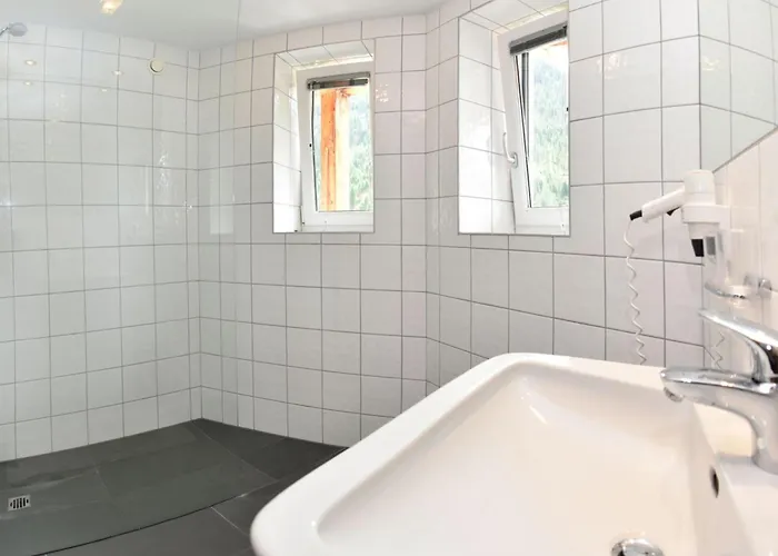 303-201 By Interhome