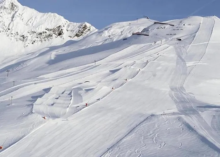 303-201 By Interhome