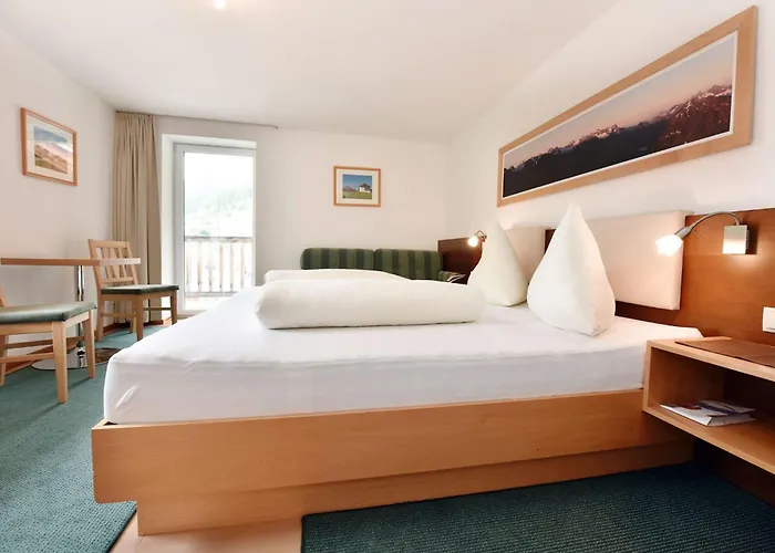 303-201 By Interhome