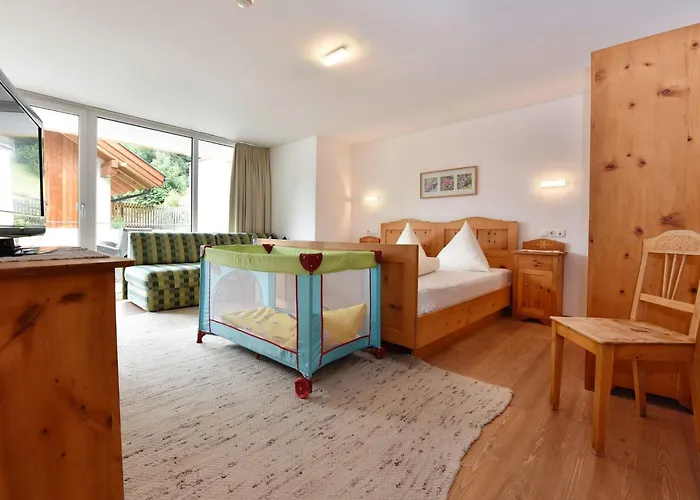 303-201 By Interhome קאפל